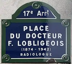 Voir la plaque.