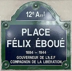 Voir la plaque.