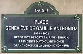 Voir la plaque.