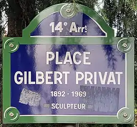 Voir la plaque.