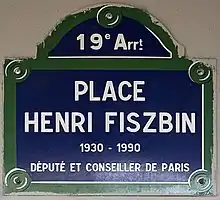 Voir la plaque.