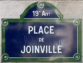 Voir la plaque.