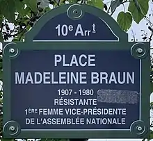 Voir la plaque.