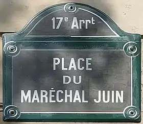 Voir la plaque.