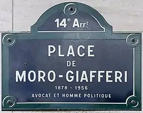 Voir la plaque.