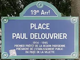 Voir la plaque.