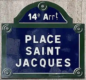 Voir la plaque.