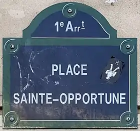 Voir la plaque.