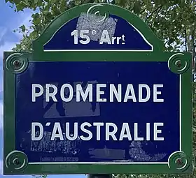 Voir la plaque.