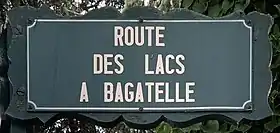 Voir la plaque.