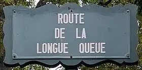 Voir la plaque.