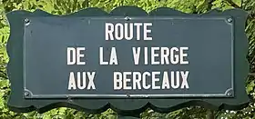 Voir la plaque.