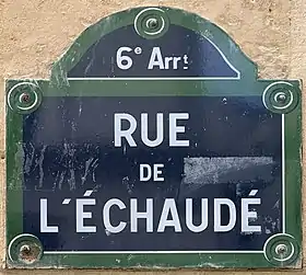 Voir la plaque.