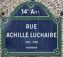 Voir la plaque.