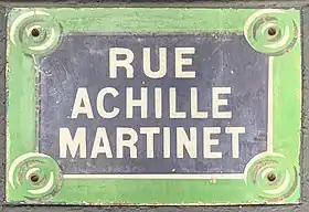 Voir la plaque.