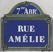 Voir la plaque.