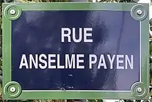 Voir la plaque.