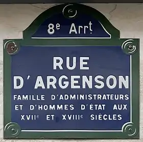 Voir la plaque.