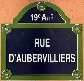 Voir la plaque.