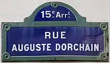 Voir la plaque.