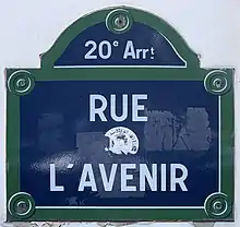 Voir la plaque.