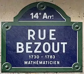 Voir la plaque.