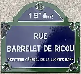 Voir la plaque.