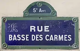 Voir la plaque.