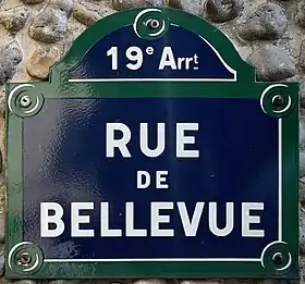 Voir la plaque.