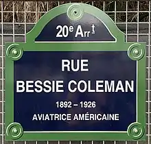 Voir la plaque.