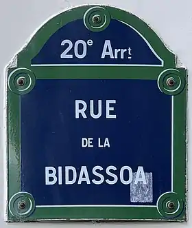 Voir la plaque.