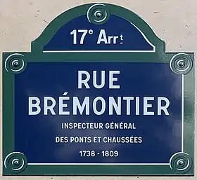 Voir la plaque.