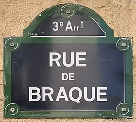 Voir la plaque.