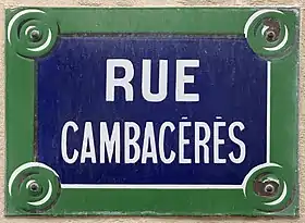 Voir la plaque.