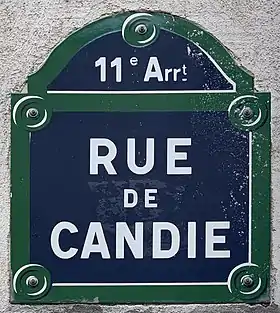 Voir la plaque.