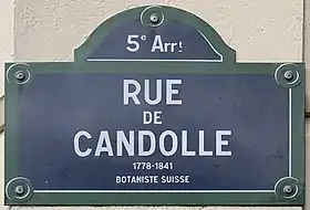 Voir la plaque.