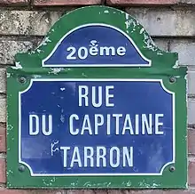 Voir la plaque.