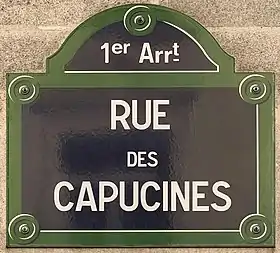 Voir la plaque.