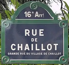 Voir la plaque.