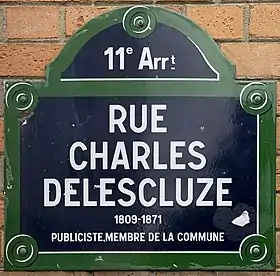 Voir la plaque.