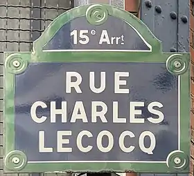 Voir la plaque.