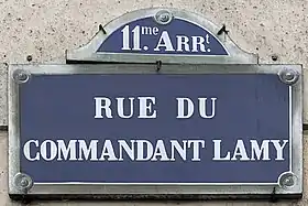 Voir la plaque.