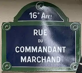 Voir la plaque.