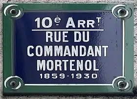 Voir la plaque.