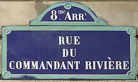 Voir la plaque.