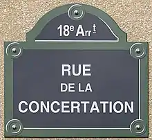 Voir la plaque.