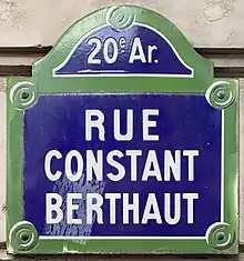 Voir la plaque.