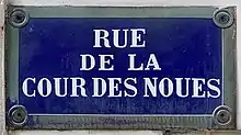 Voir la plaque.