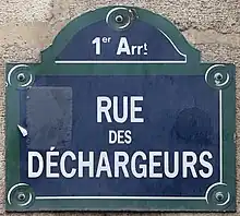 Voir la plaque.