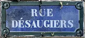 Voir la plaque.